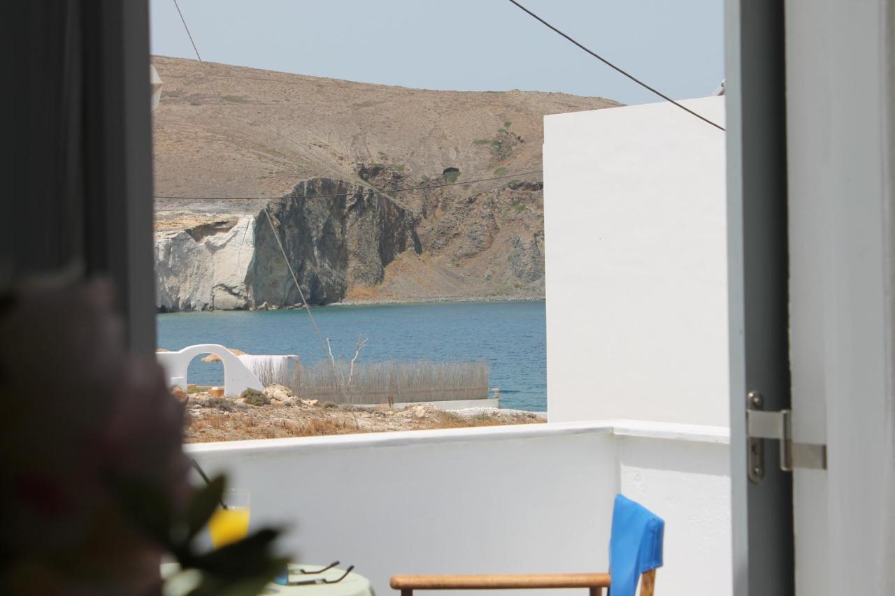 V-Rooms In Milos Cyclades Pollonia Exterior photo