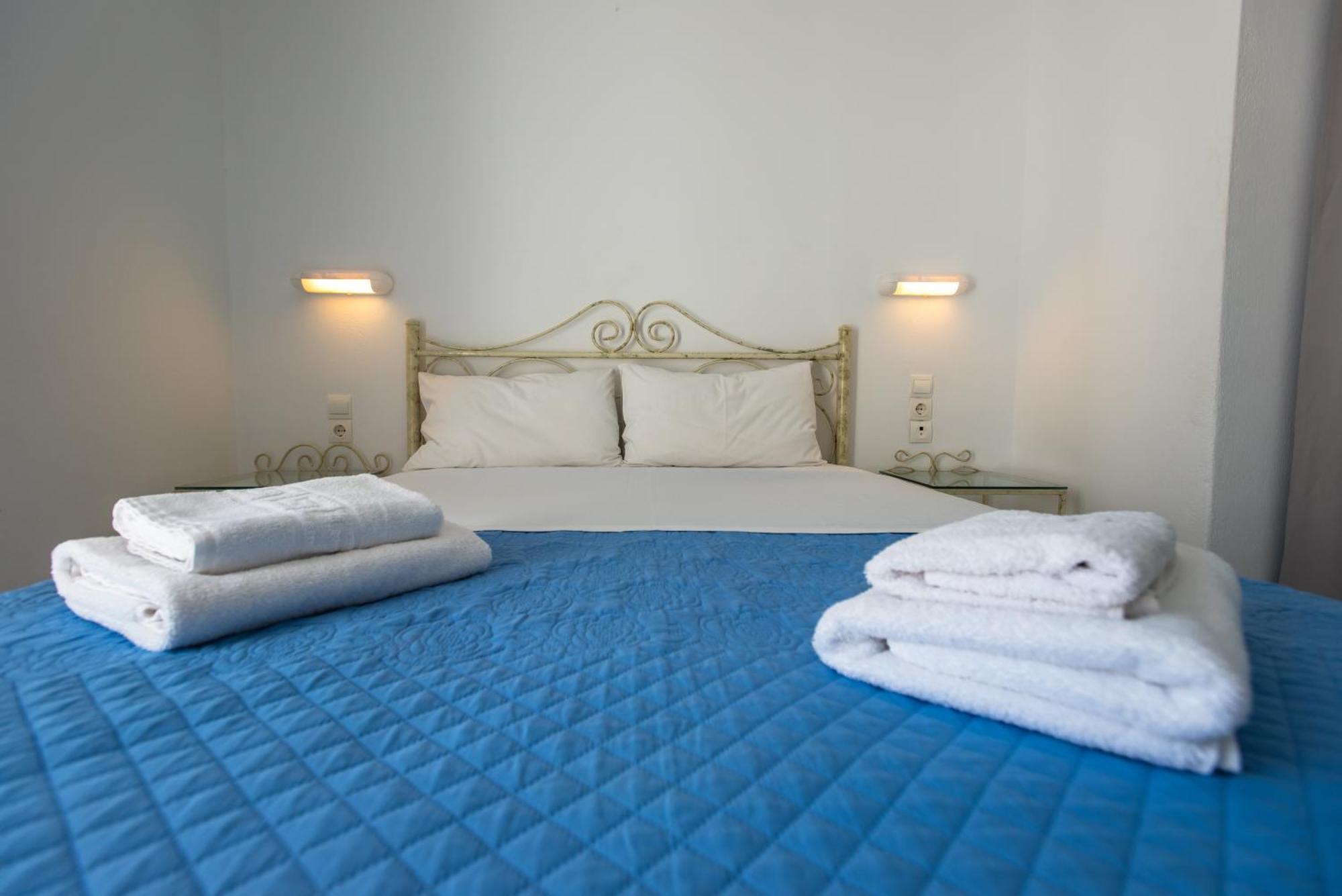 V-Rooms In Milos Cyclades Pollonia Exterior photo