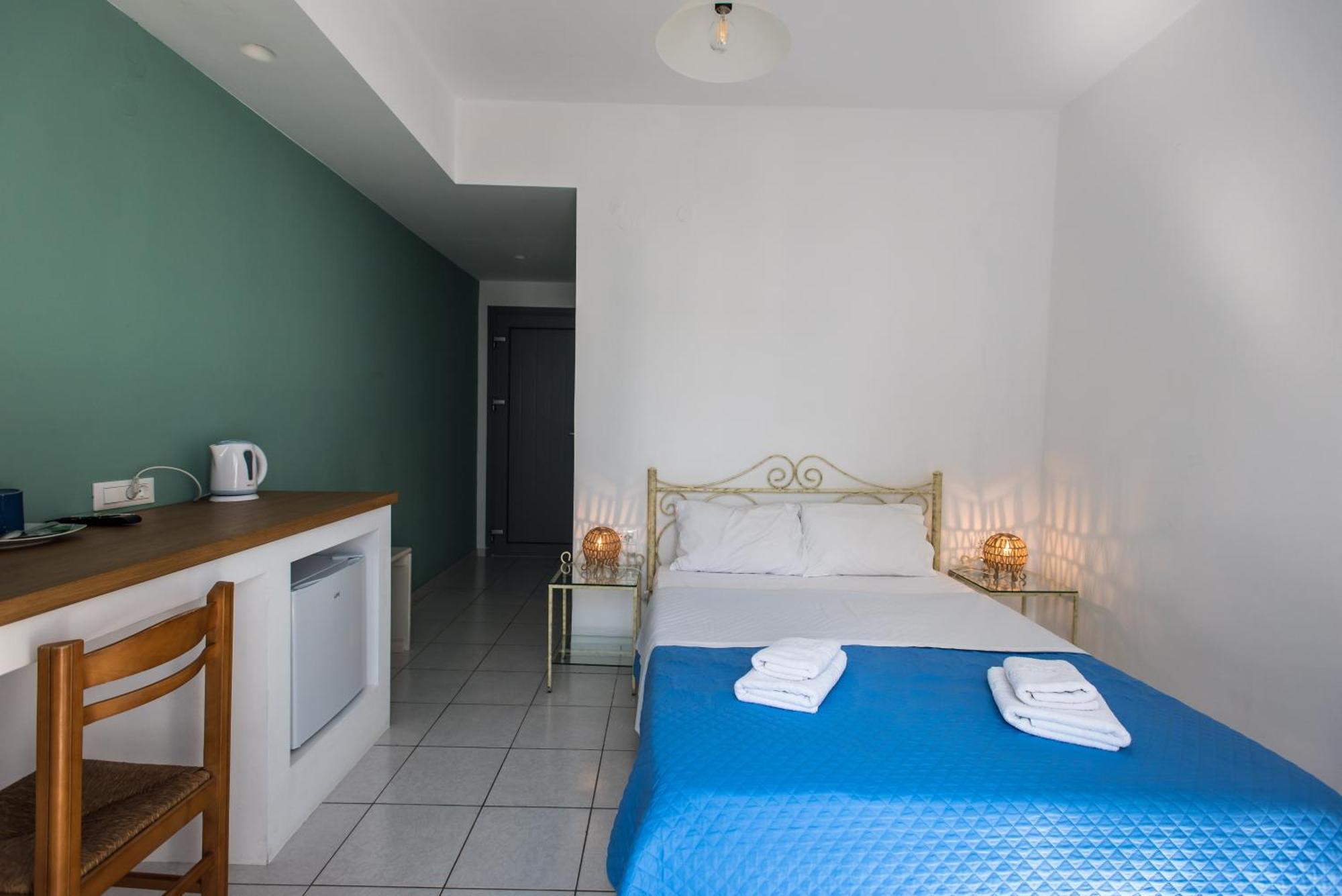 V-Rooms In Milos Cyclades Pollonia Exterior photo